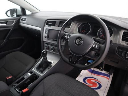 2016 Volkswagen Golf - thumbnail 9