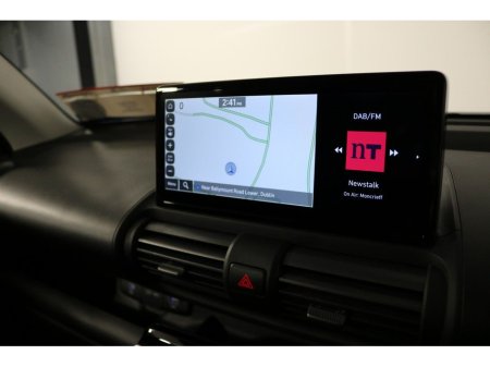 2025 Hyundai Inster SIGNATURE 42 KwH EV thumbnail