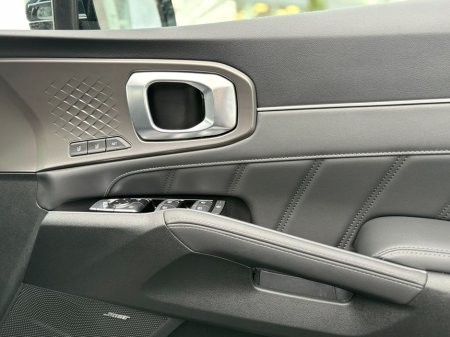 2025 Kia Sorento Plug in hybrid ( 7 Seats ) €59,995 thumbnail