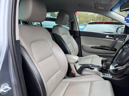 2019 Kia Sportage - thumbnail 11