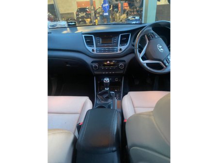 2018 Hyundai Tucson IX35 1.7 COMFORT 5DR €15,500 thumbnail