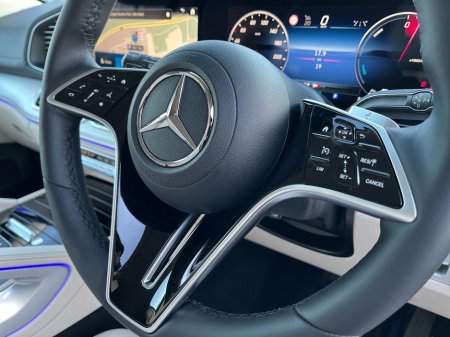 2026 Mercedes-Benz GLE Class 350DE 4MATIC AMG Line PHEV SUV €110,999 thumbnail