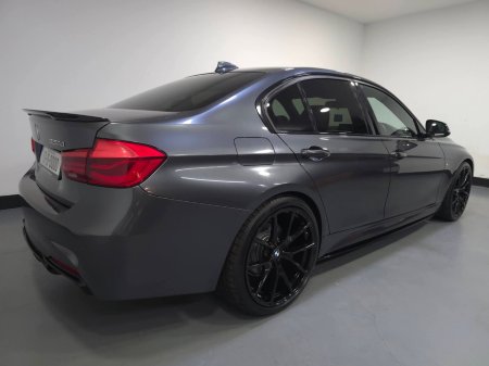 2017 BMW 3 Series - thumbnail 8