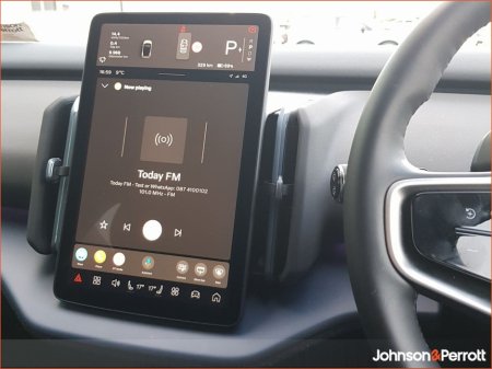 2025 Volvo EX30 69 kWh 272bhp Extended Range PLus €40,900 thumbnail