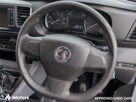 2022 Vauxhall Vivaro - thumbnail 16