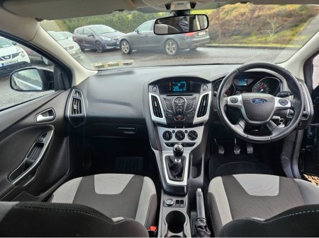 2014 Ford Focus 1.6 TDCI ZETEC 113BHP 5DR thumbnail