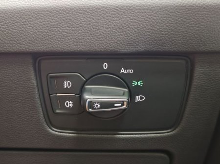 2018 Volkswagen Passat - thumbnail 36