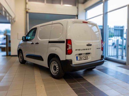 2026 Peugeot Partner PRE REG OFFER - PARTNER PRO PLUS1.5 HDI 100 65 €22,450 thumbnail