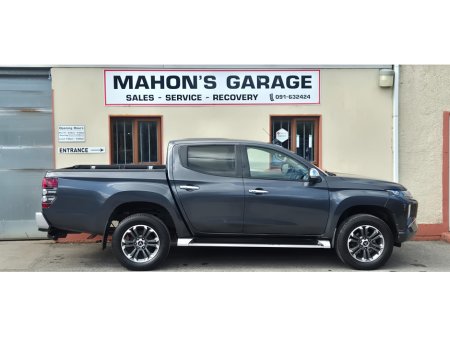 2020 Mitsubishi L200 - view 2