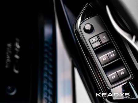 2019 Toyota C-HR - thumbnail 38