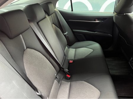 2021 Toyota Camry €27950 2021 TOYOTA CAMRY G 2.5 AUTOMATIC / CRUISE CONTROL / REVERSE CAMERA / HEATED SEATS AND MORE €27,950 thumbnail