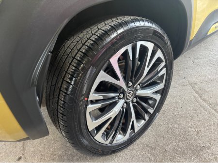 2021 Toyota Yaris - thumbnail 6