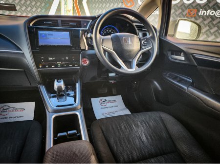 2019 Honda Shuttle Hybrid 5 seater €13,950 thumbnail