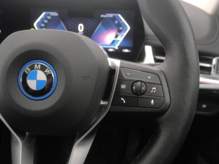 2025 BMW iX1 eDrive20 xLine €52,900 thumbnail