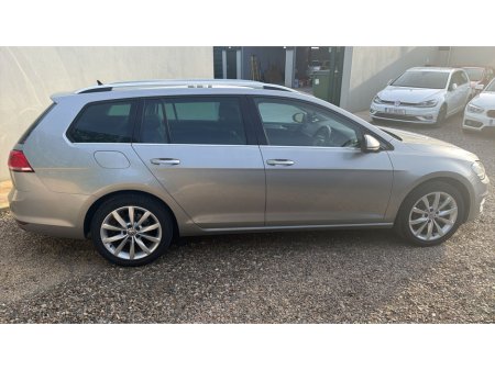 2017 Volkswagen Golf - thumbnail 4