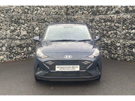 2024 Hyundai i10 ADVANCE €17,995