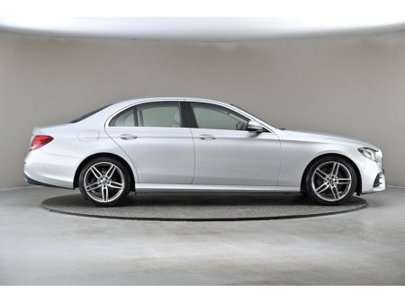 2019 Mercedes-Benz E Class - thumbnail 11