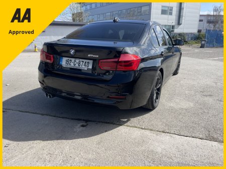 2015 BMW 3 Series - thumbnail 17