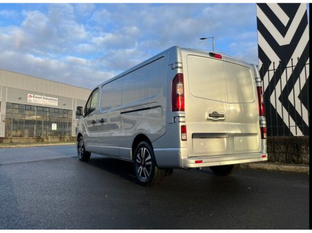 2025 Renault Trafic AUTO EXTRA SPORT AVAIABLE FOR JULY
