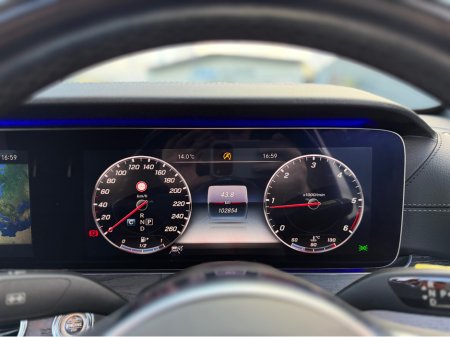 2019 Mercedes-Benz E Class - thumbnail 16