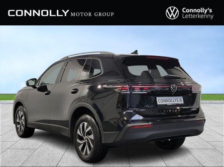 2026 Volkswagen Tiguan ED75 HYBRID 1.5 thumbnail