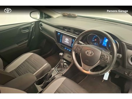 2016 Toyota Auris - thumbnail 7