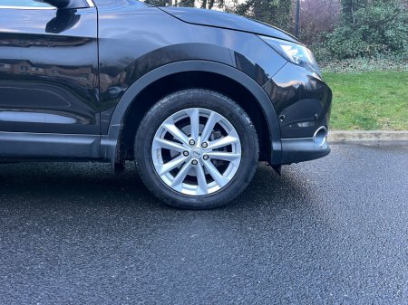 2014 Nissan Qashqai 1.5 DSL SVE €6,950 thumbnail