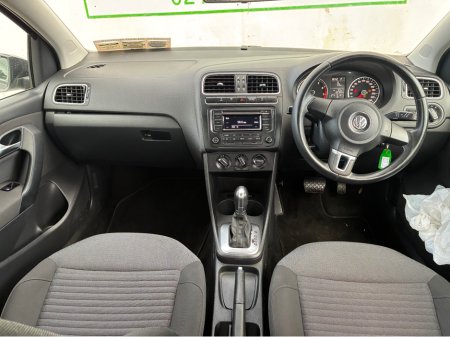 2013 Volkswagen Polo - thumbnail 9