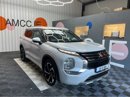 2023 Mitsubishi Outlander 2023 MITSUBISHI OUTLANDER P 4WD PHEV 2.4 AUTOMATIC / CRUISE CONTROL / 360° CAMERA / ELECTRIC MEMPRY & HEATED SEATS / PADDLE SHIFTERS / HEATED STEERING WHEEL / 7 SEATS OPTION AND MORE