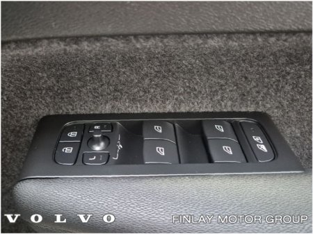 2022 Volvo XC40 - thumbnail 18