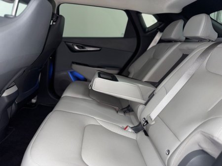 2025 Kia EV6 - thumbnail 4