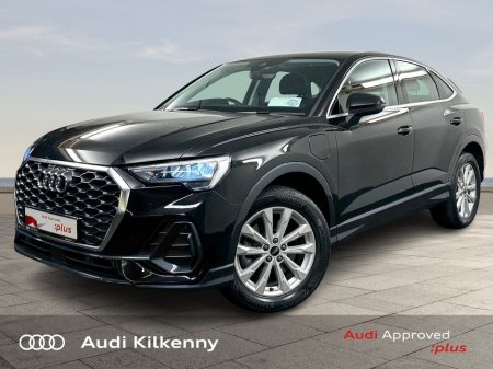 2024 Audi Q3 Sportback 45 TFSI E S Tronic SE with Comfort Pack 