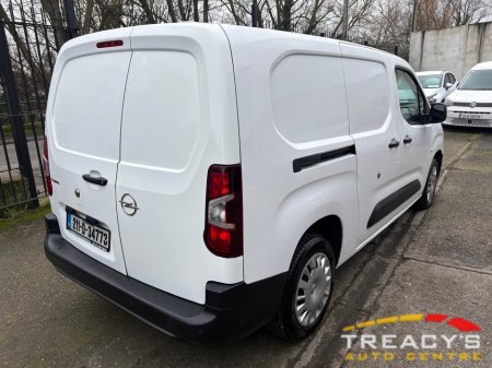 2021 Opel Combo LWB TWIN SLIDE DOORS LOW MILEAGE €12154.47+VAT=€14950 €12,154 thumbnail