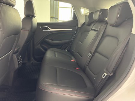 2025 MG ZS LR EXCLUSIVE-72.6KWH**DIGITAL DASH**MULTIFUNCTIONAL STEERING WHEEL**BLACK LEATHER INTERIOR**360 CAMERA**APPLE CARPLAY ANDROID AUTO**KEYLESS START**AIR CONDITIONING**FINANCE AVAILABLE** €31,495 thumbnail