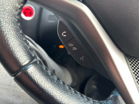 2017 Honda Fit 1.5L Petrol Hybrid Automatic €13,950 thumbnail