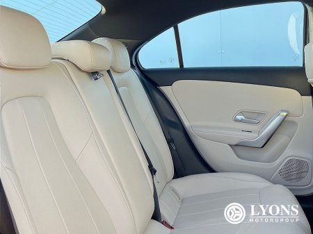 2022 Mercedes-Benz A Class A 180 d A/T Saloon Progressive €28,950 thumbnail