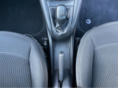 2019 Peugeot 208 - thumbnail 19