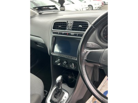 2013 Volkswagen Polo - thumbnail 9