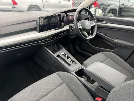 2024 Volkswagen Golf - thumbnail 8