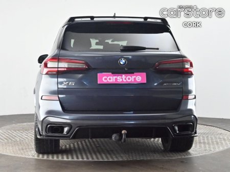 2020 BMW X5 xDrive30d M Sport (Full KIT) €59,880 thumbnail