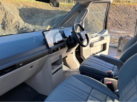 2026 Kia PV5 PASSENGER K4 2026 €46,000 thumbnail