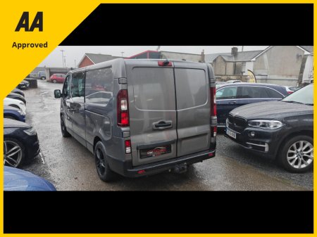 2016 Renault Trafic Passenger 2016 Crewcab 6 Seater €13,950 thumbnail