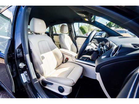 2023 Mercedes-Benz GLA Class - thumbnail 12