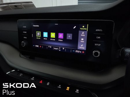 2023 Skoda Octavia - thumbnail 16