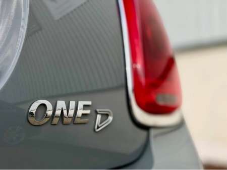 2016 MINI One - thumbnail 7