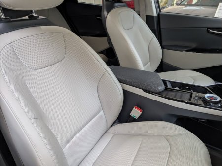 2022 Kia EV6 - thumbnail 6