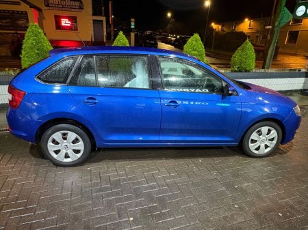 2016 Skoda Rapid 1.4 TDI 90 S Spaceback €8,999 thumbnail