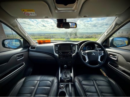 2018 Mitsubishi L200 - thumbnail 11