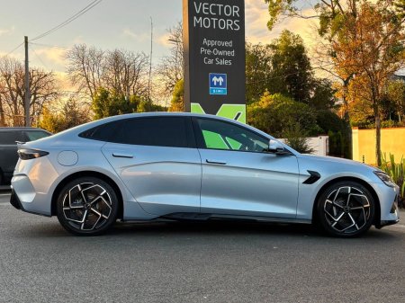 2024 BYD Seal DESIGN RWD PAN ROOF €37,995 thumbnail