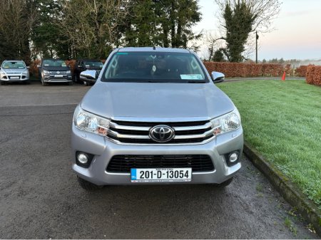 2020 Toyota Hilux DOUBLE CAB SR5 4DR thumbnail